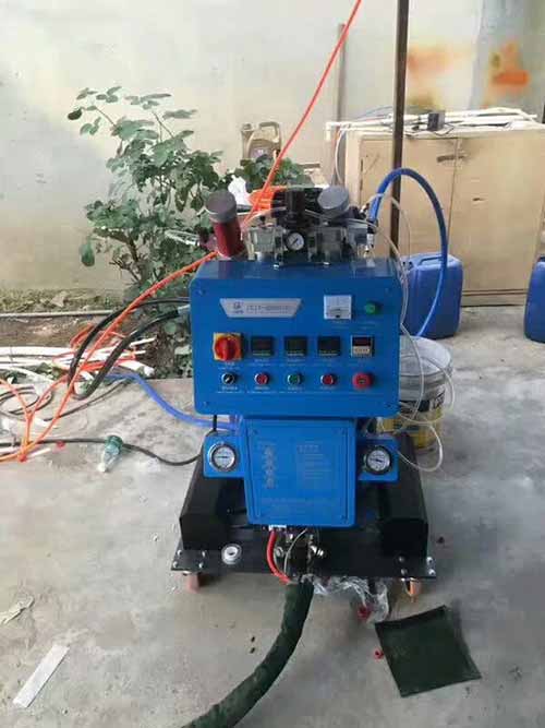 防腐喷涂聚脲材料施工机械